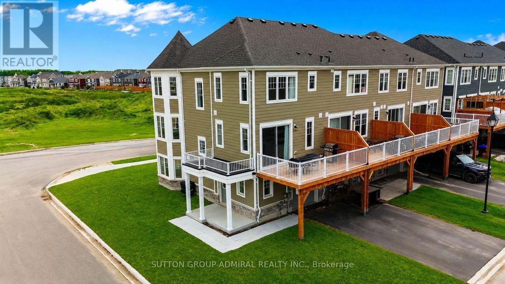 83 Shelburne Avenue, Wasaga Beach