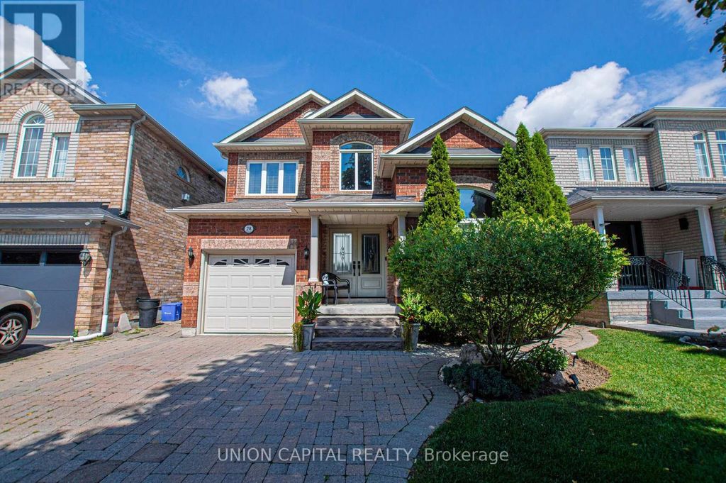 28 Sail Crescent, Vaughan (vellore Village)