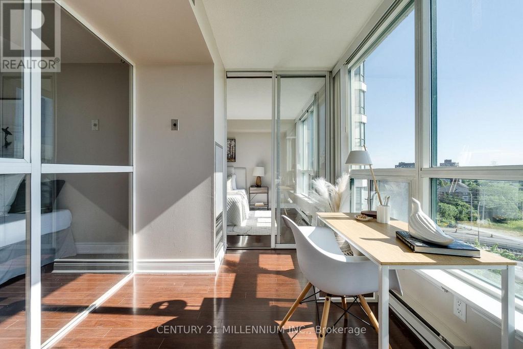 902 - 4450 Tucana Court, Mississauga (hurontario)