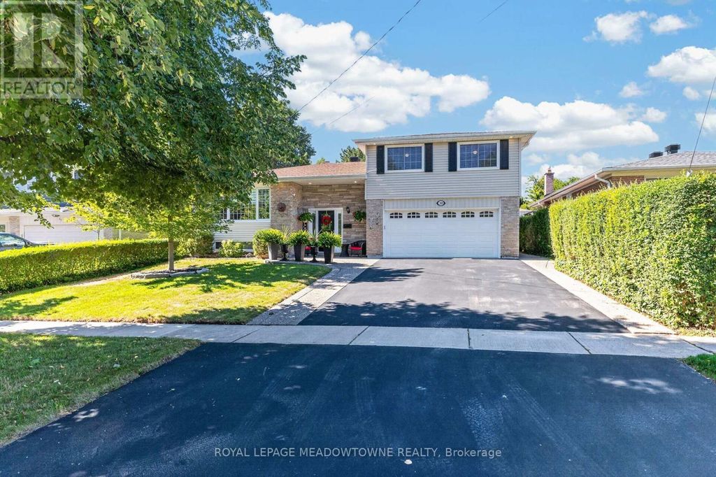 30 Metcalfe Court, Halton Hills (georgetown)