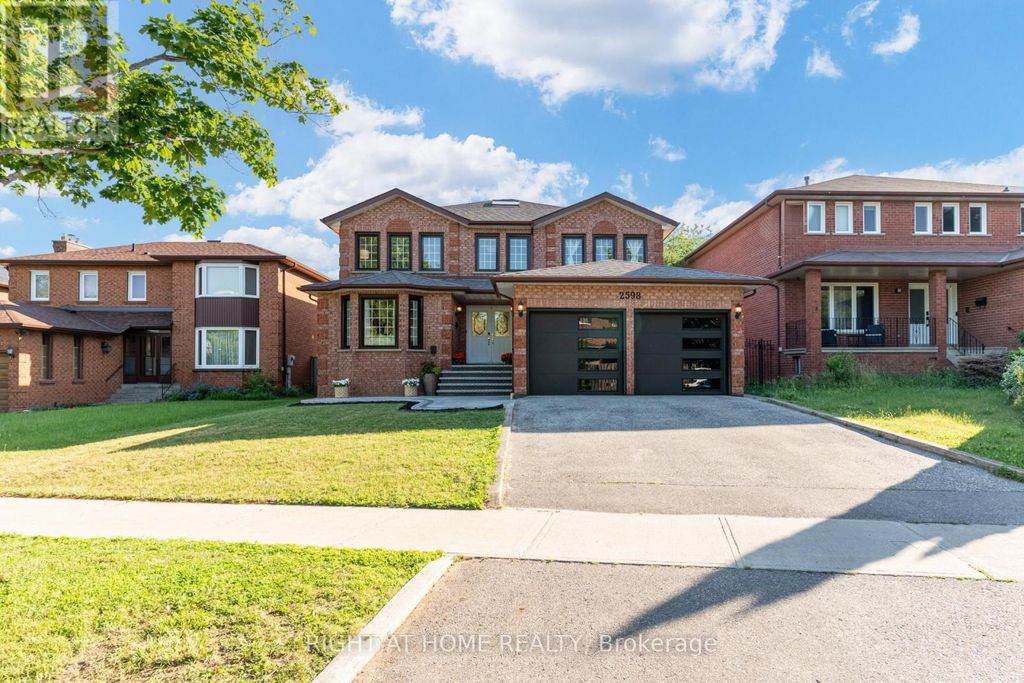 2598 Mason Heights, Mississauga (cooksville)