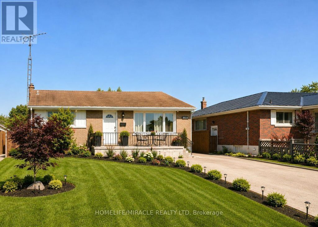 7150 Douglas Crescent, Niagara Falls (arad/fallsview)