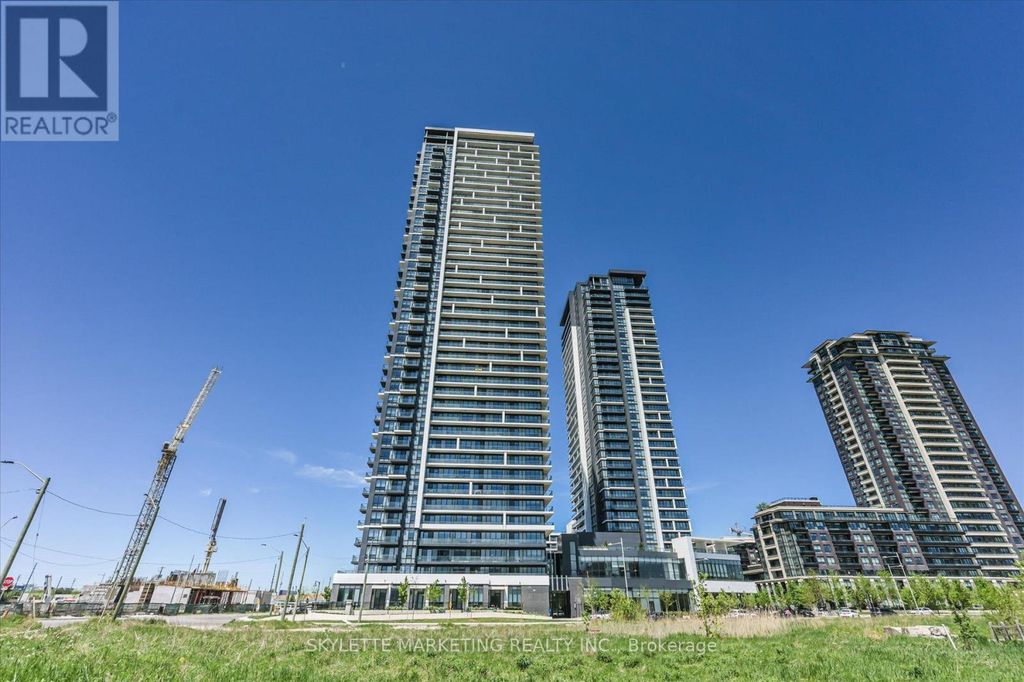 Ph02 - 18 Water Walk Drive, Markham (unionville)
