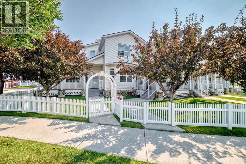 38 Country Village Landing Ne, Calgary