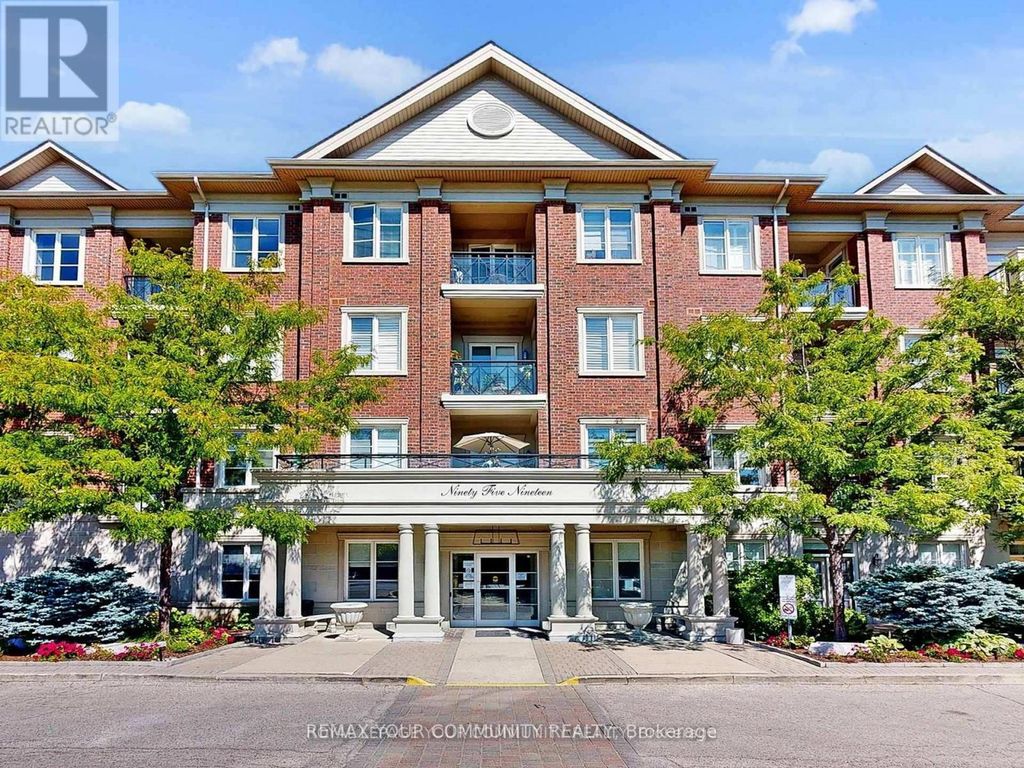 220 - 9519 Keele Street, Vaughan (maple)