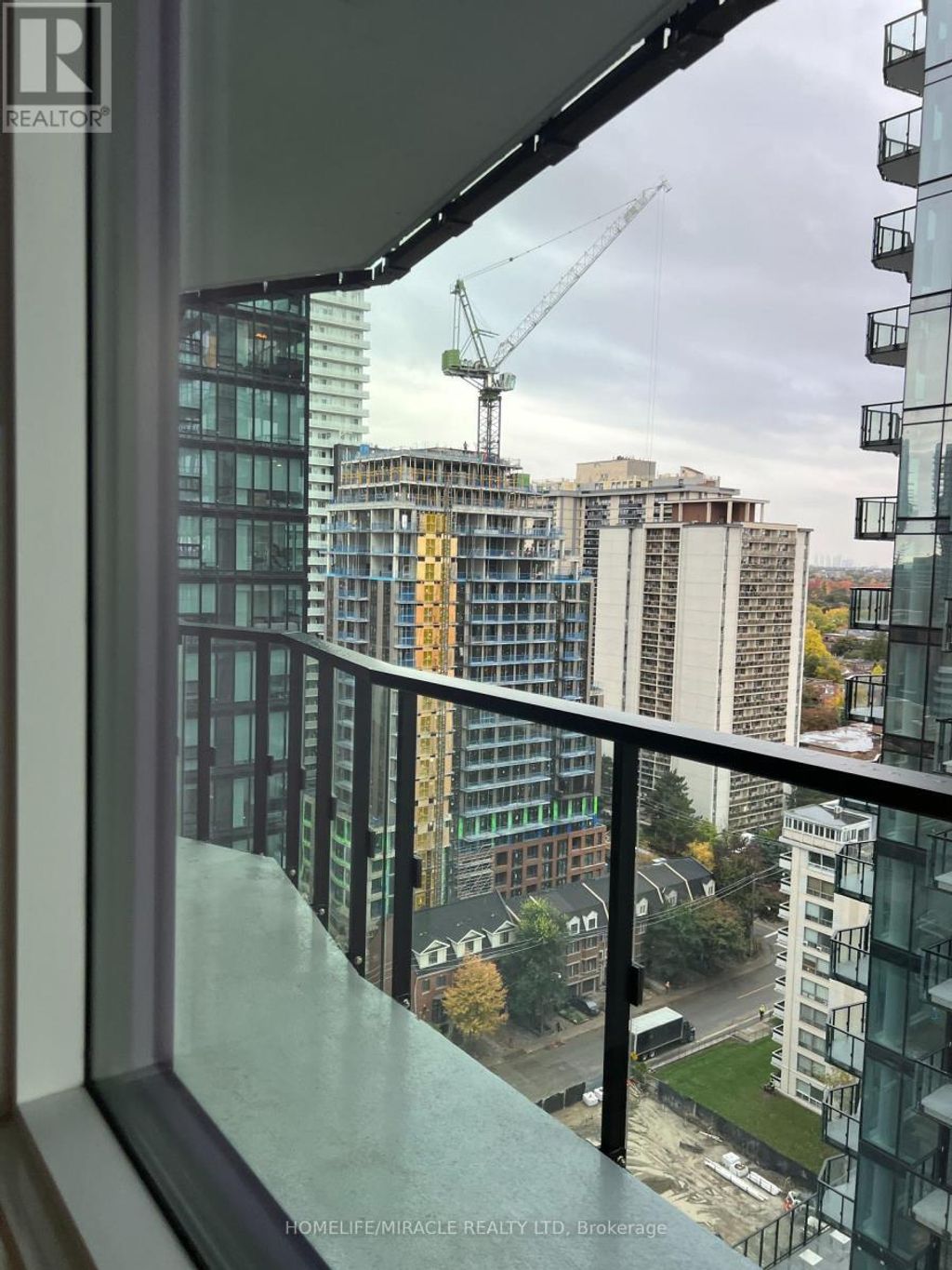 1706 - 110 Broadway Avenue, Toronto (mount Pleasant West)