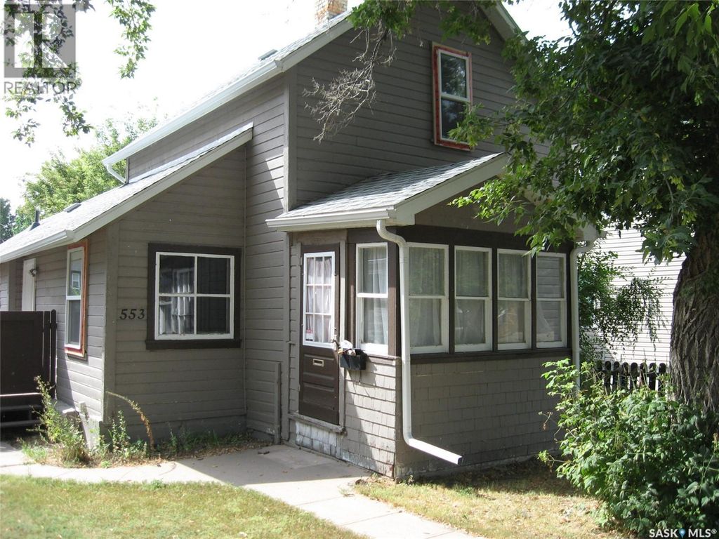 553 Athabasca Street W, Moose Jaw
