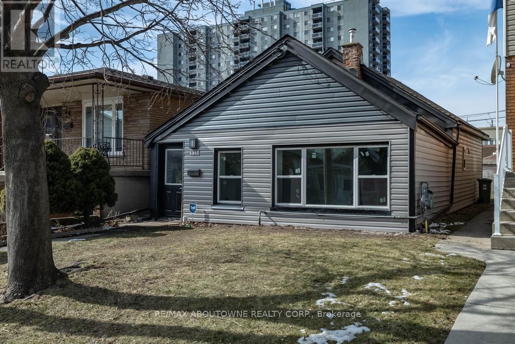 131 West Avenue N, Hamilton (landsdale)