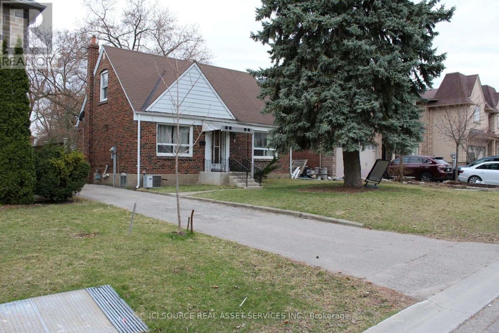 8 Talbot Road, Toronto (willowdale West)