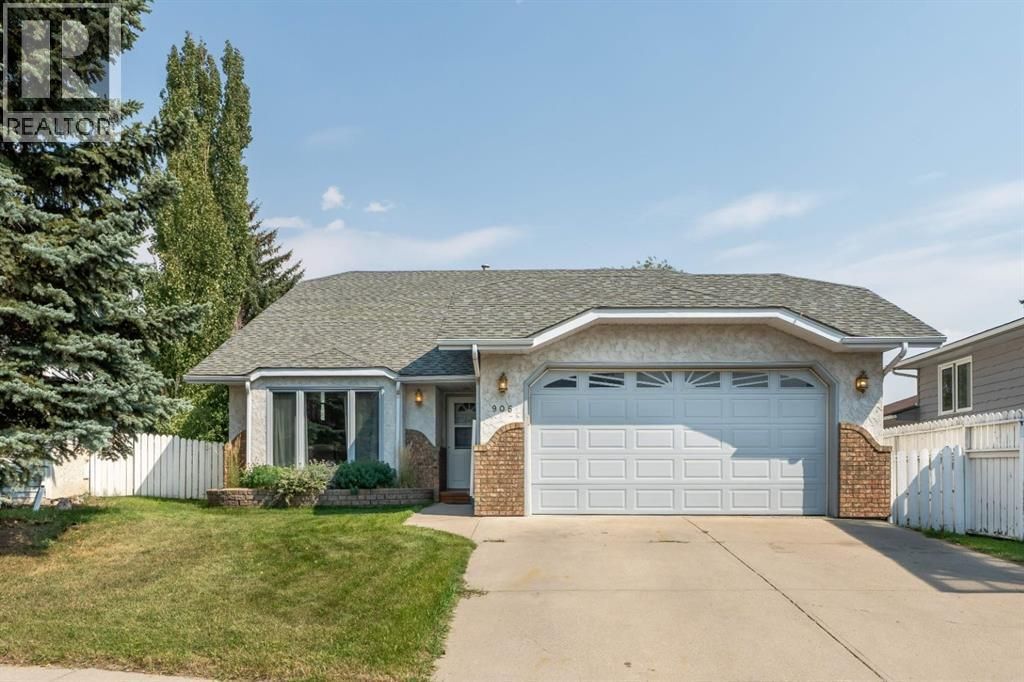906 7 Street Se, High River