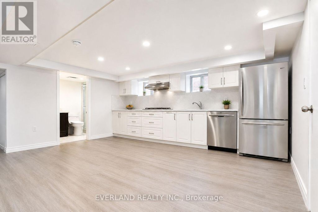 Unit A - 1751 Bayview Avenue, Toronto (leaside)