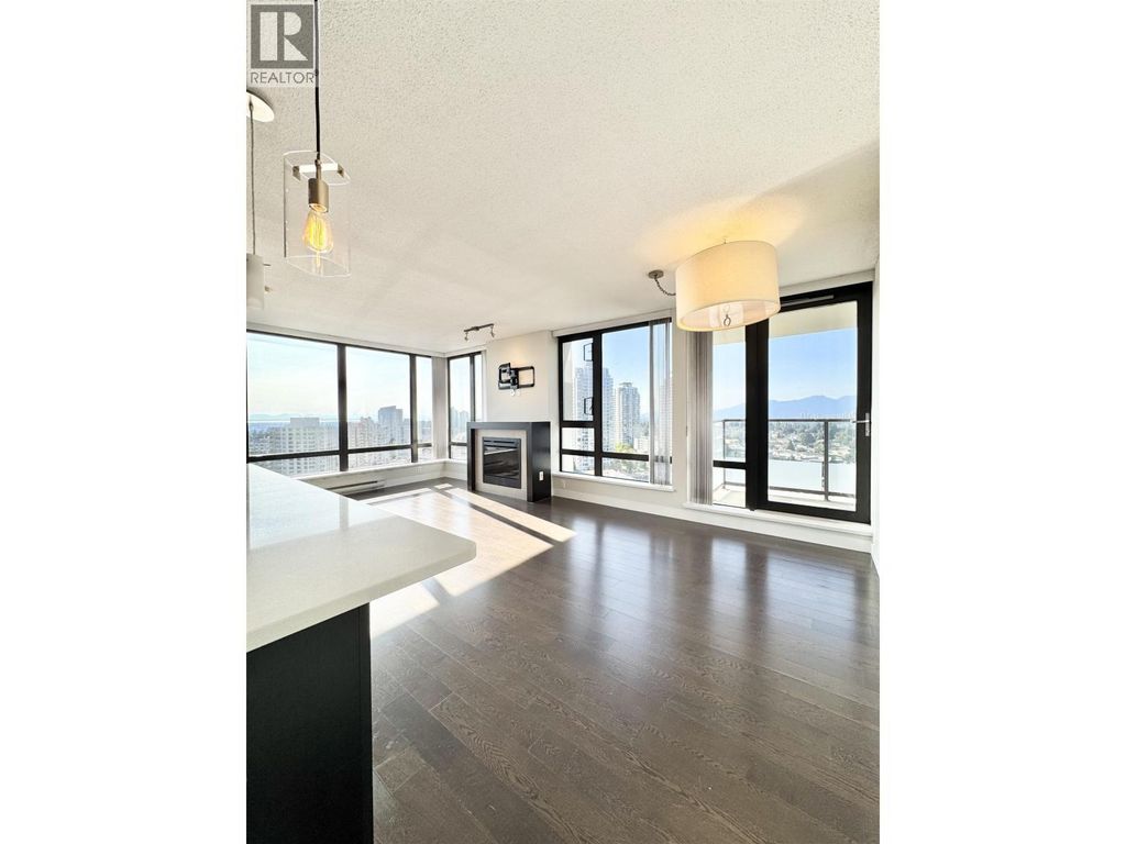 2xxx 7328 Arcola Street, Burnaby