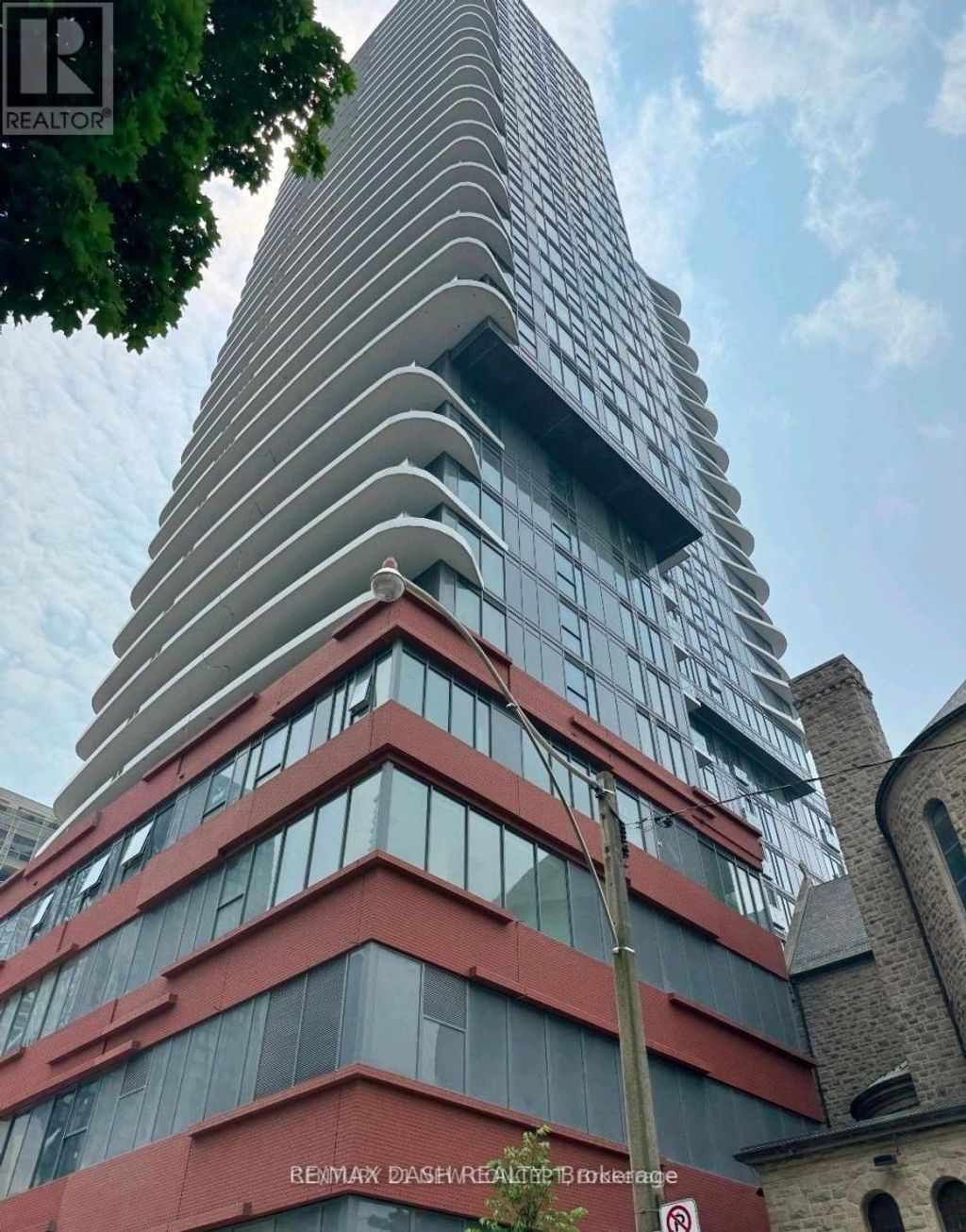 1205 - 280 Dundas Street W, Toronto (university)