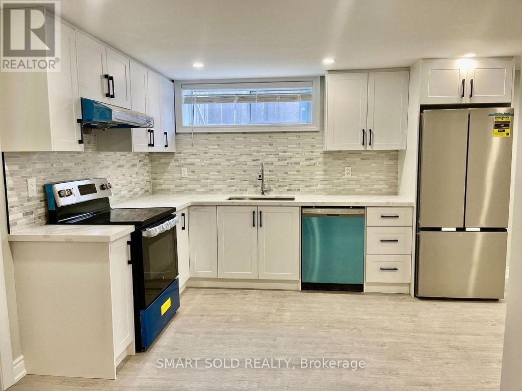 Lower - 228 Silverbirch Drive, Newmarket (bristol-London)