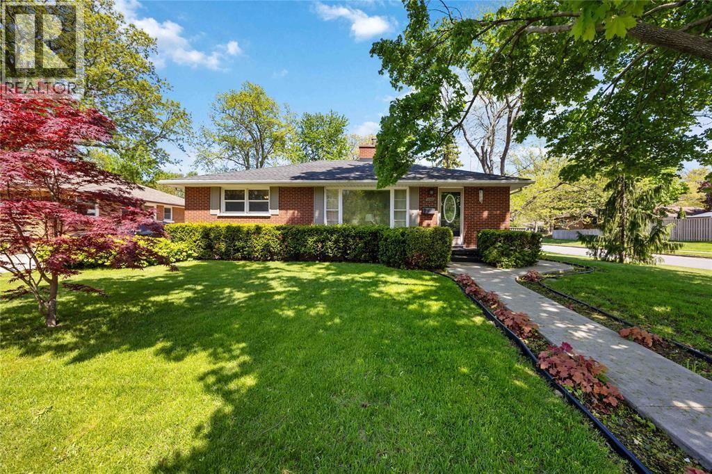 1242 Marcin Road, Sarnia
