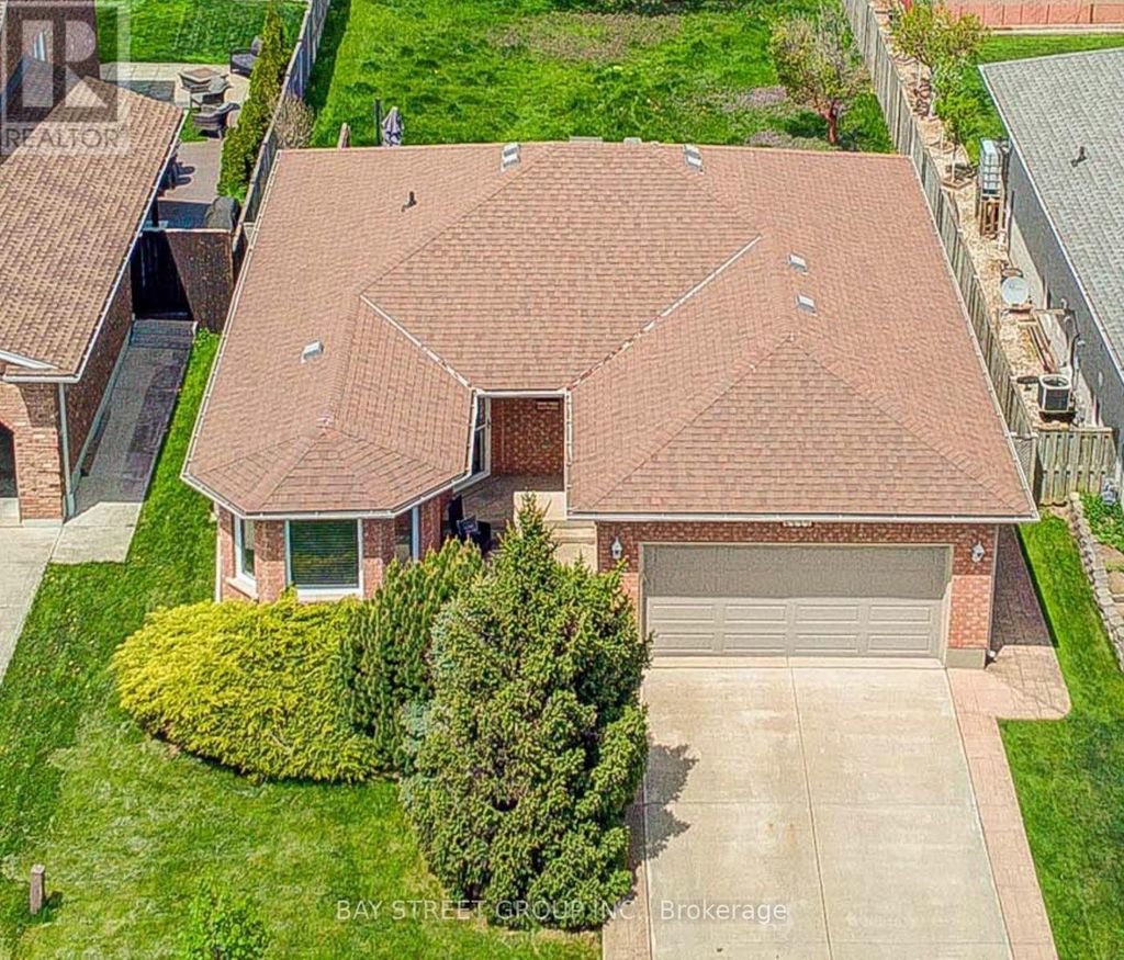 Lower - 8223 Marcon Street, Niagara Falls (ascot)