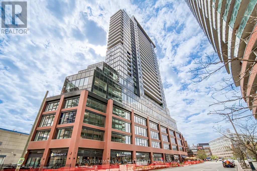 808 - 135 East Liberty Street, Toronto (niagara)