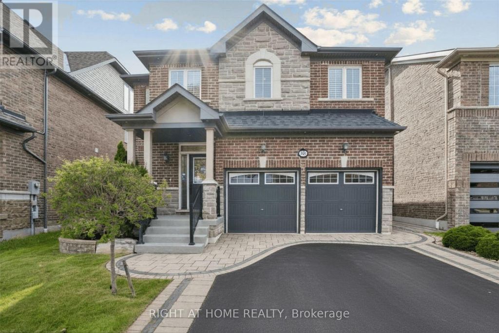 26 Bignell Crescent, Ajax (northeast Ajax)