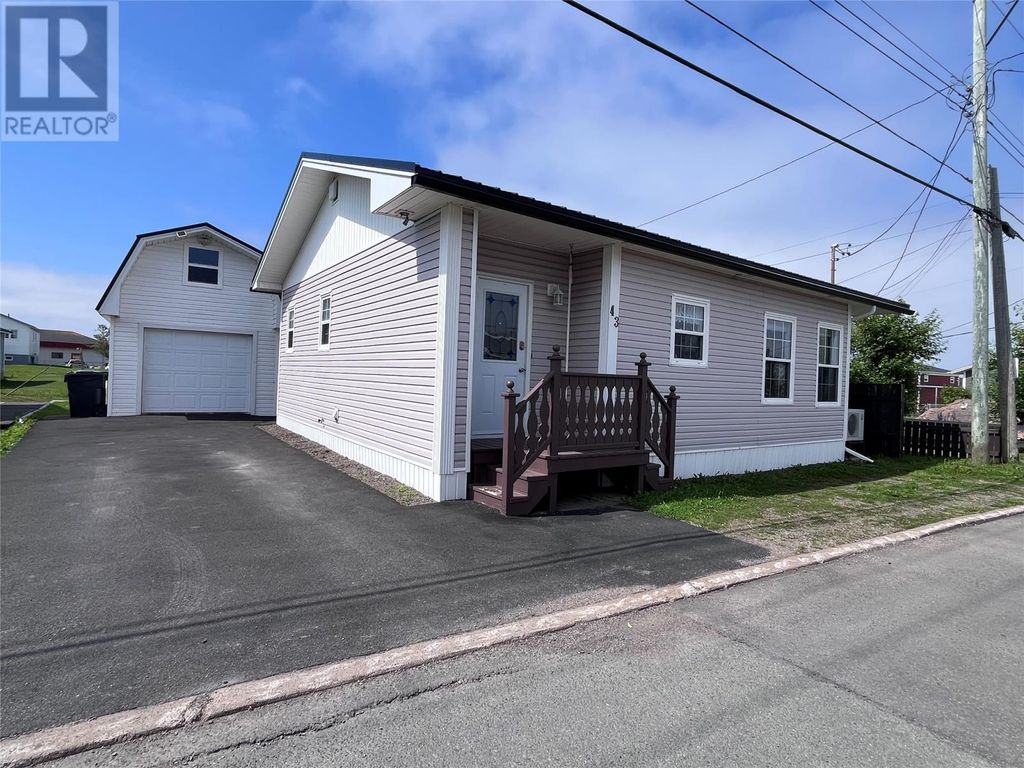 43 Elizabeth Avenue, Grand Bank