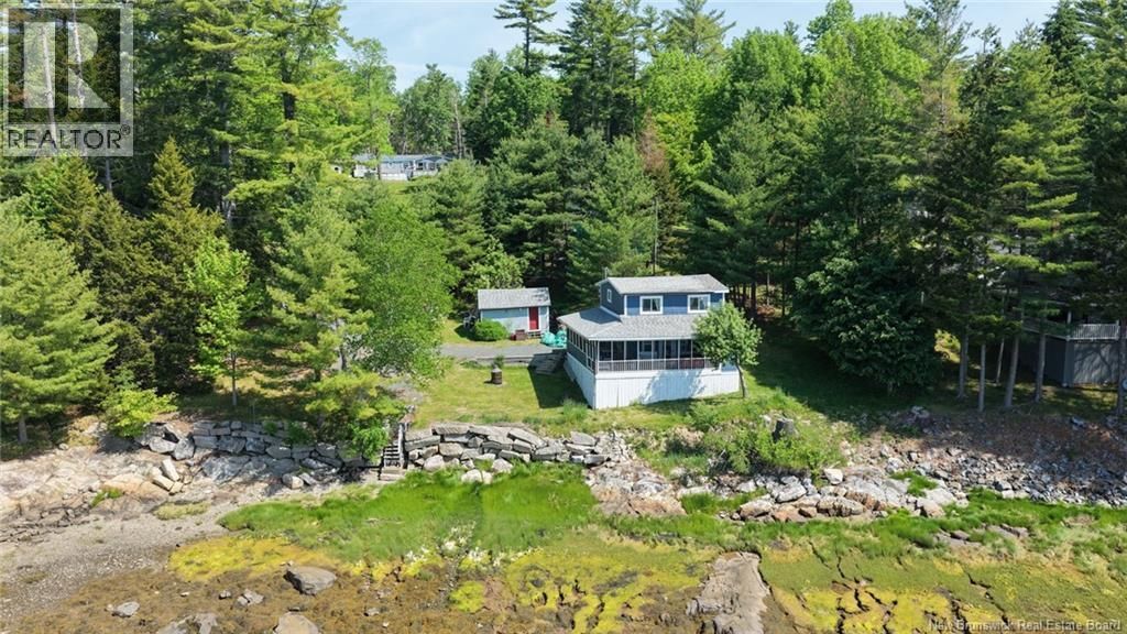 12 Bayview Drive, Dufferin
