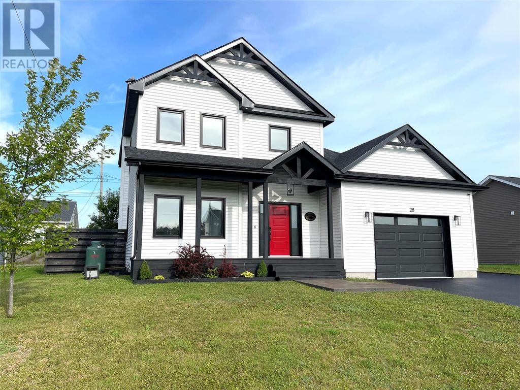 28 Ivanys Road, Grand Falls-Windsor