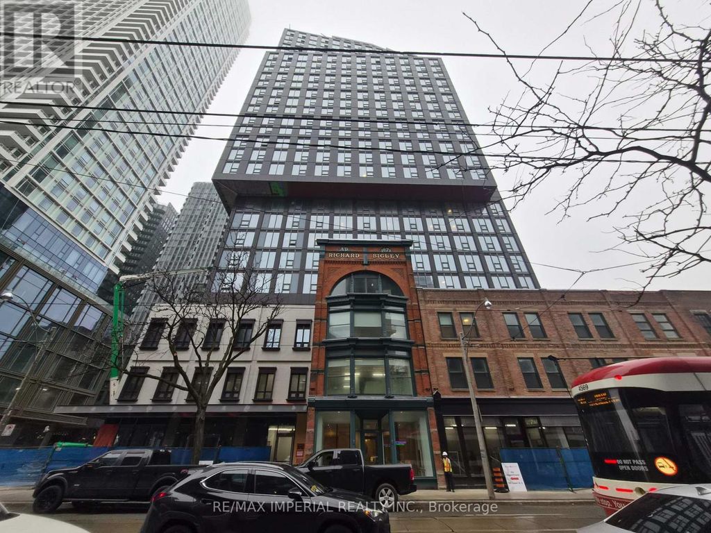 2606 - 100 Queen Street S, Toronto (church-Yonge Corridor)