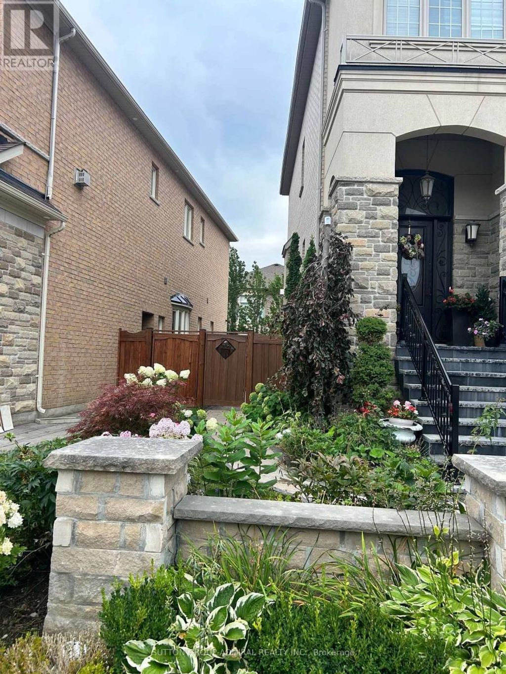 307 Chatfield Drive, Vaughan (vellore Village)