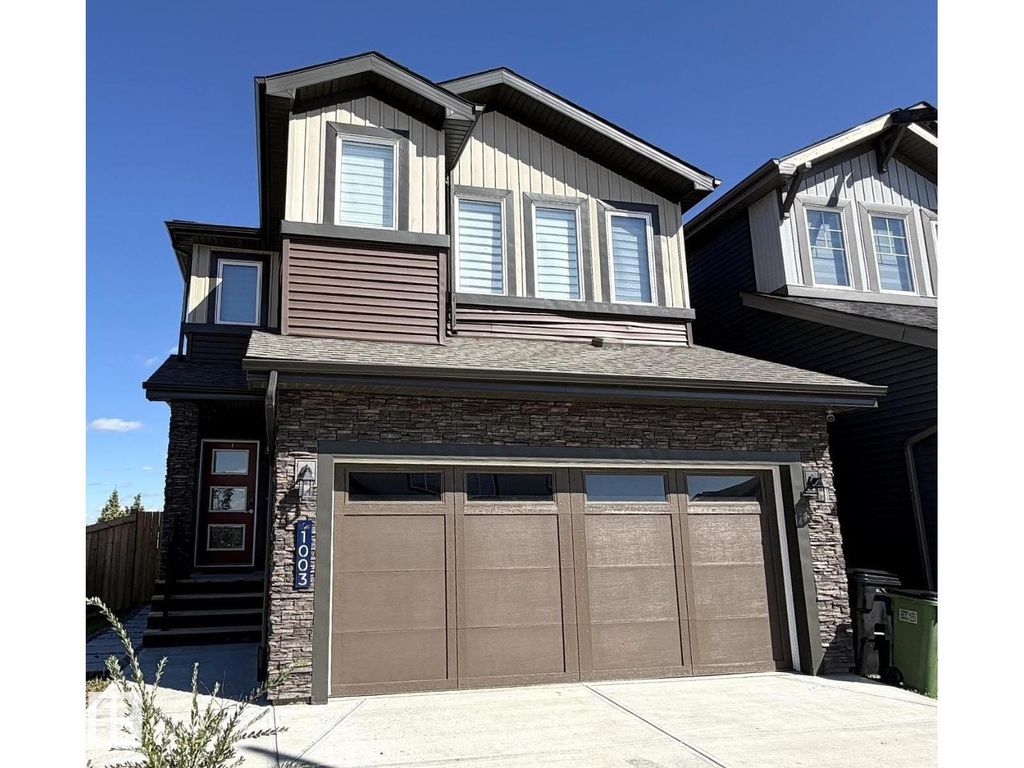 1003 Goldfinch Wy Nw, Edmonton