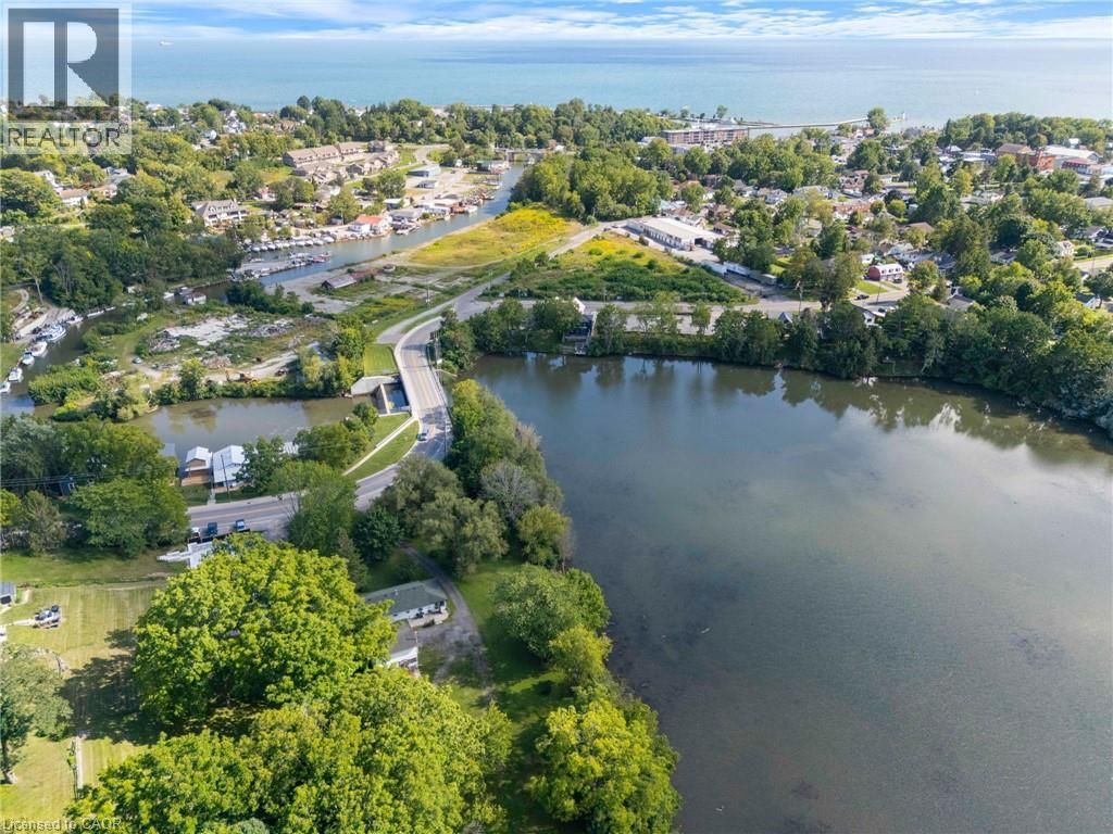 1 Silver Lake Drive, Port Dover