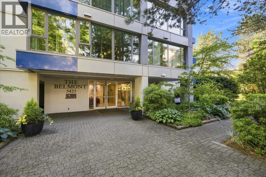 901 5425 Yew Street, Vancouver