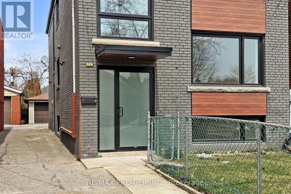 1 - 148 Lambton Avenue, Toronto (rockcliffe-Smythe)