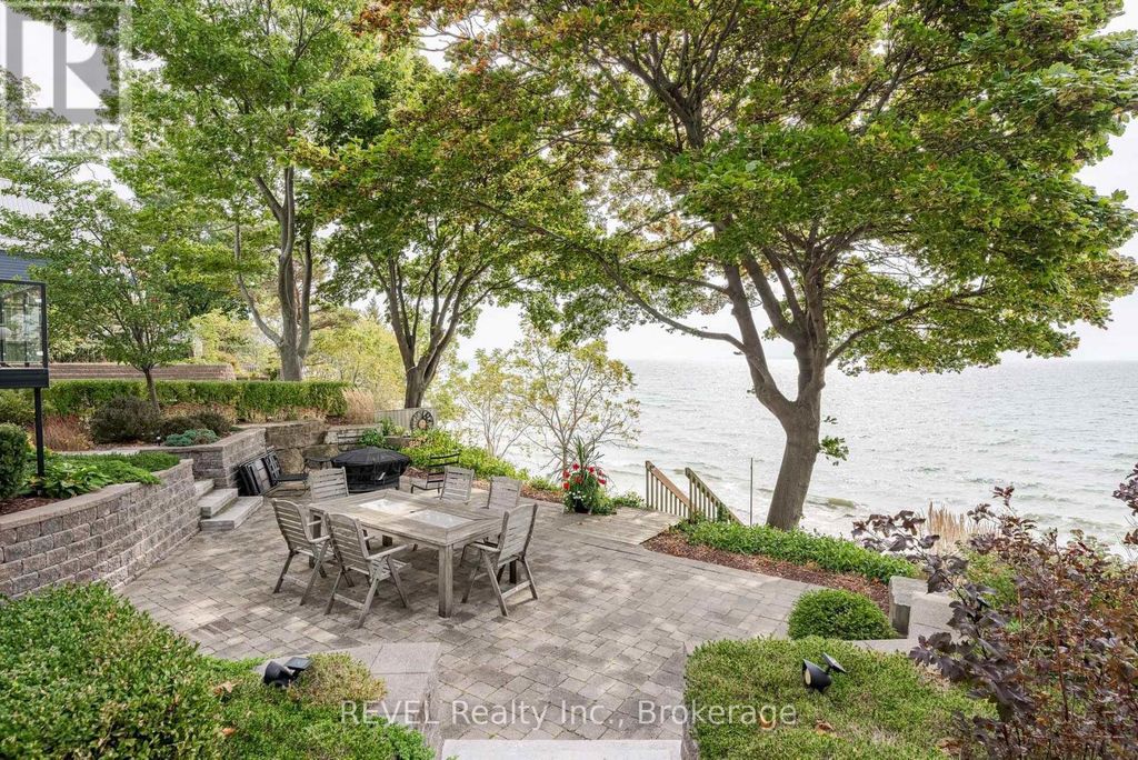 10417 Lakeshore Road, Wainfleet (lakeshore)