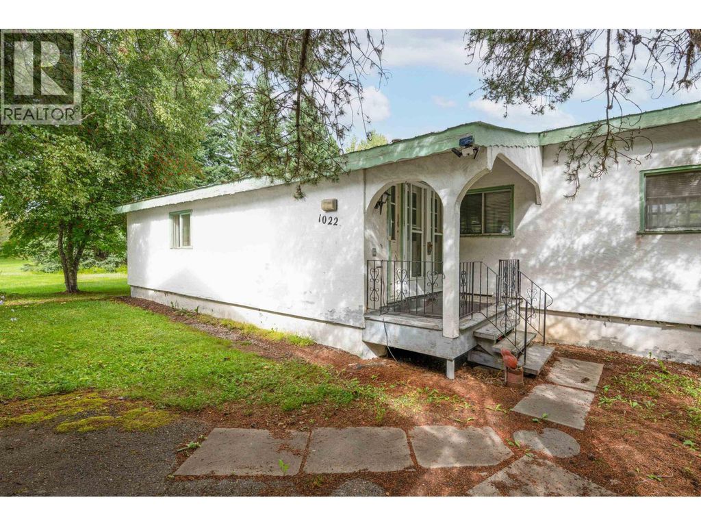10222 N Kelly Road, Prince George