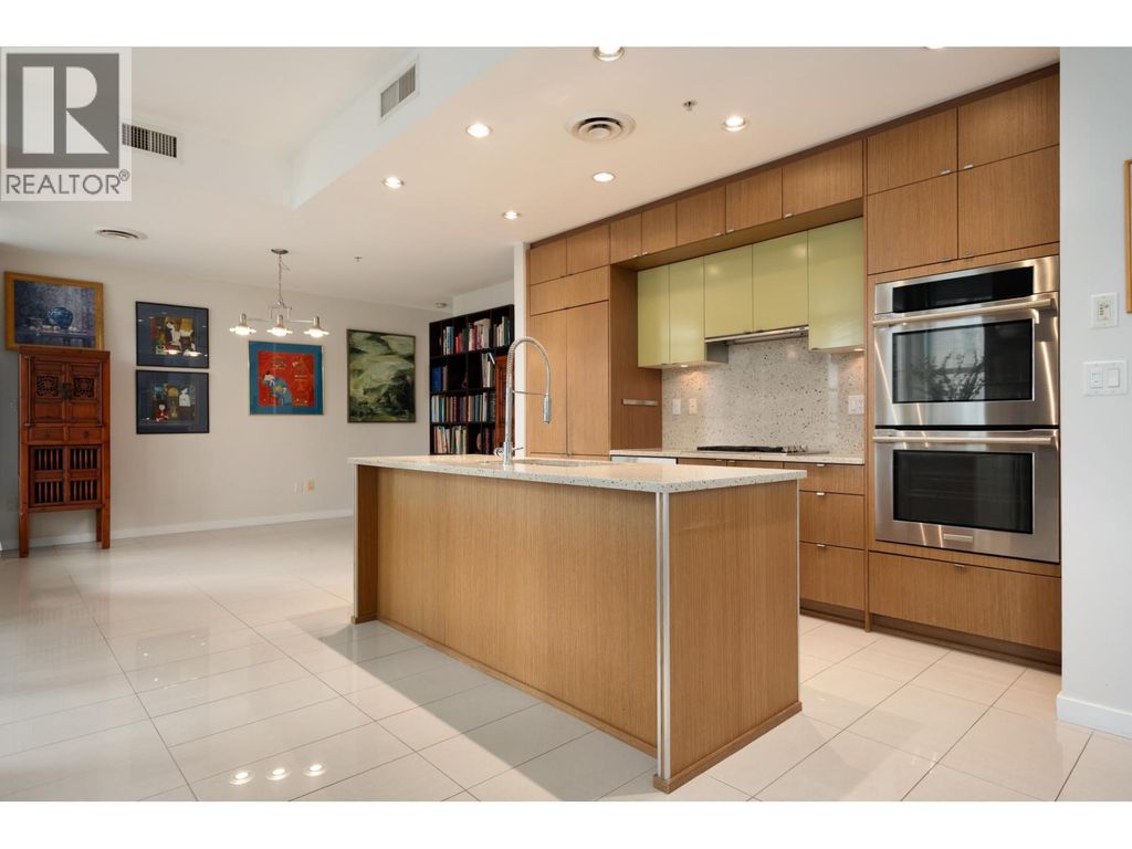1404 1205 Howe Street, Vancouver