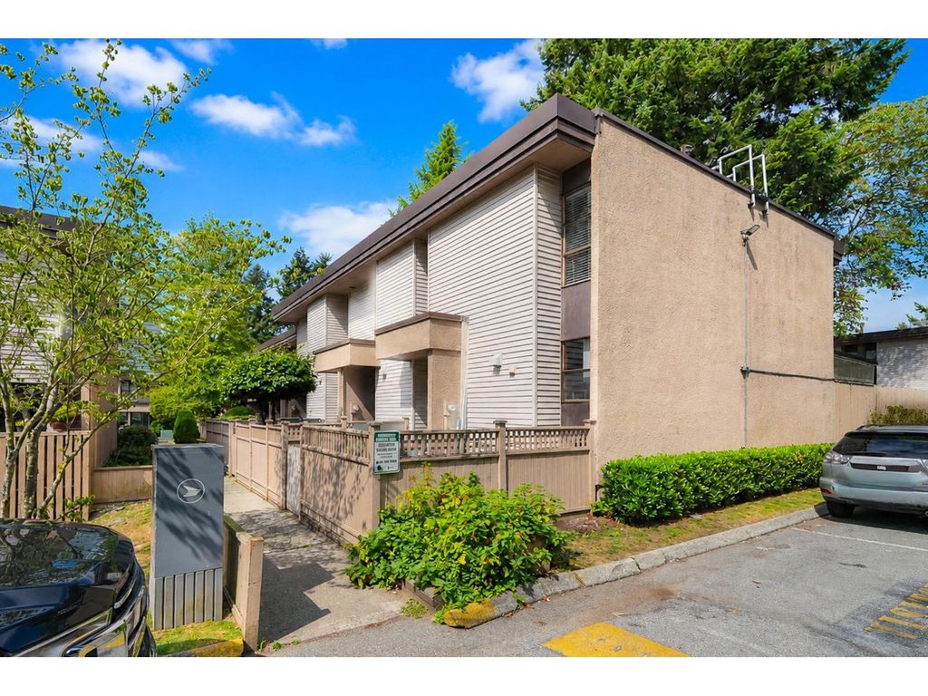 36 13795 102 Avenue, Surrey