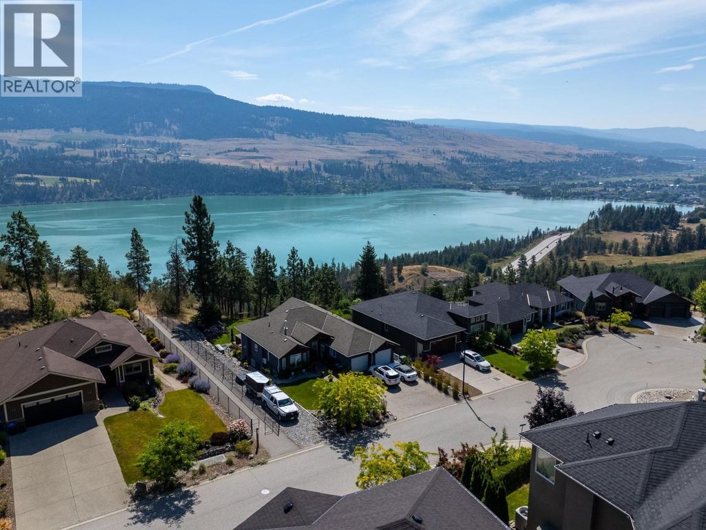 12686 Cliffshore Drive, Lake Country