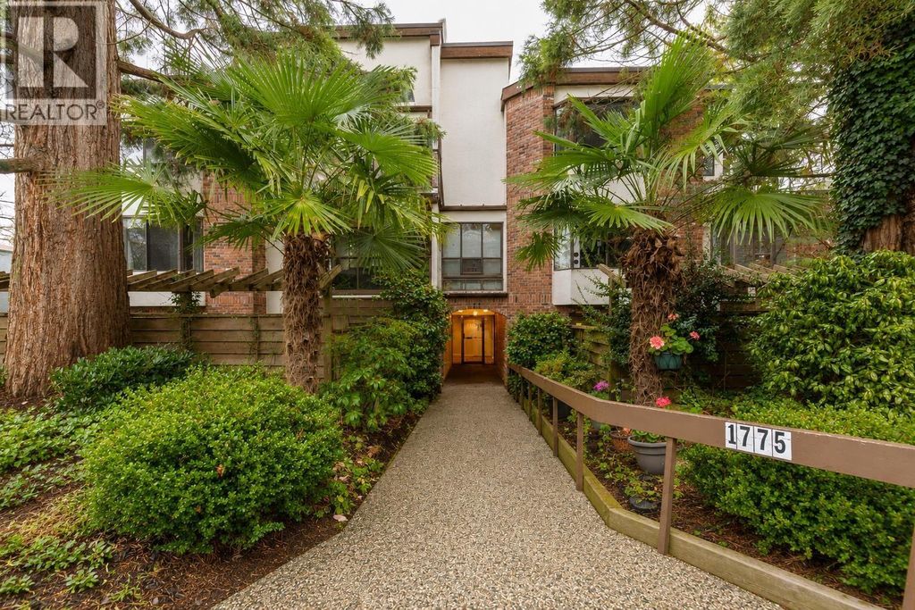 203 1775 W 10th Avenue, Vancouver