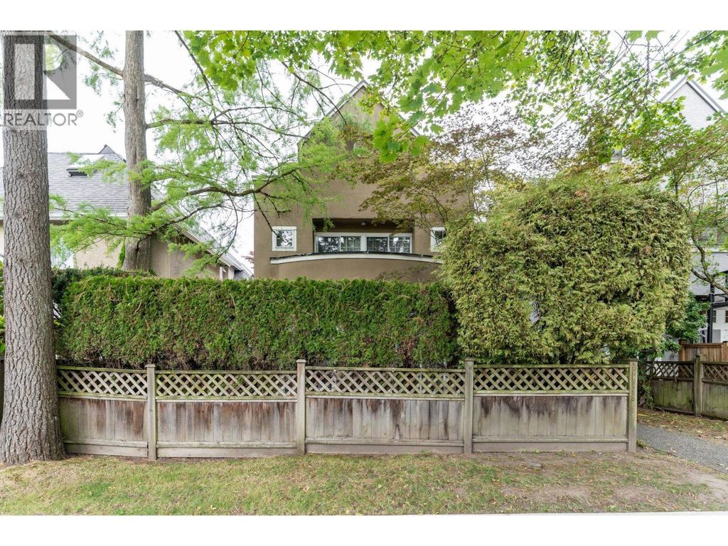3581 W 6th Avenue, Vancouver