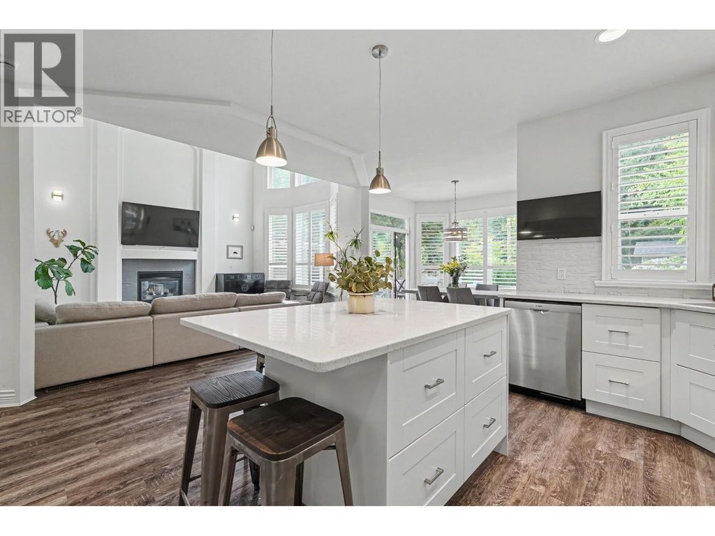 1722 Paddock Drive, Coquitlam