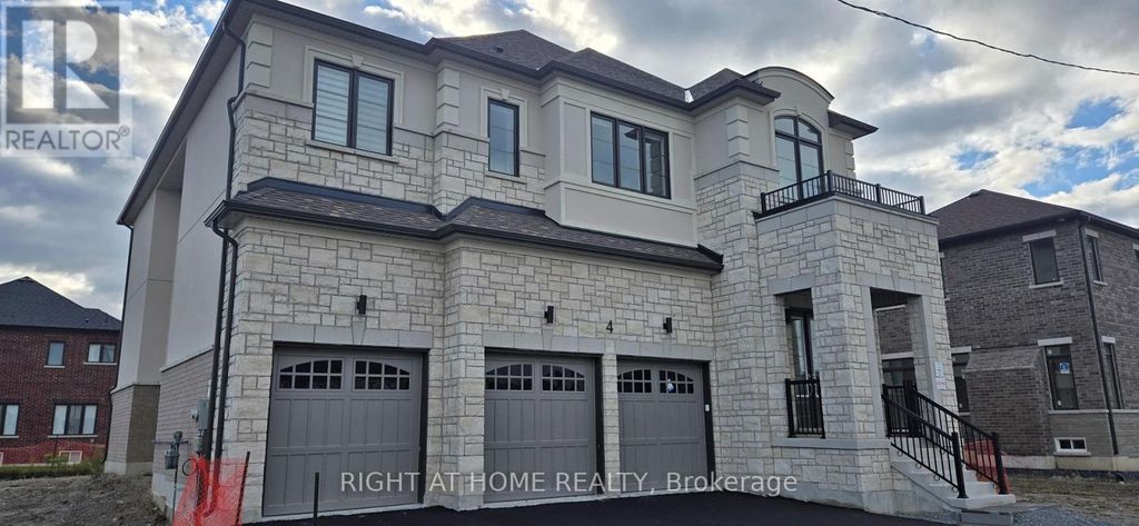 4 Max Bulmer Court, Georgina (keswick North)