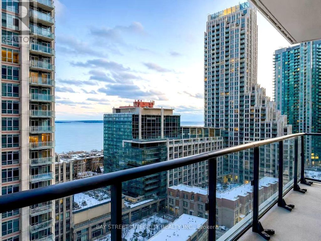 1512 - 38 Iannuzzi Street, Toronto (niagara)