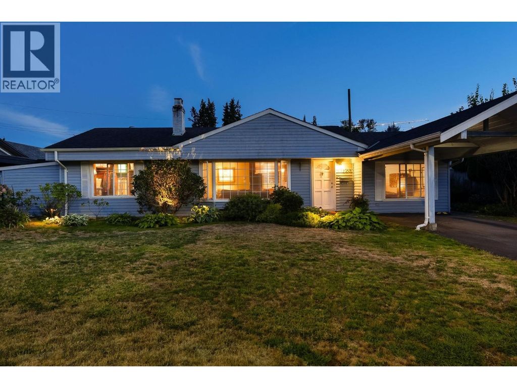 1283 Pinewood Crescent, North Vancouver