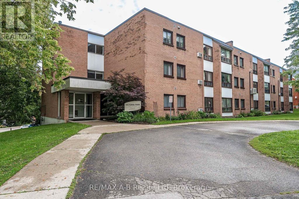 104 - 97 Huron Street, Stratford