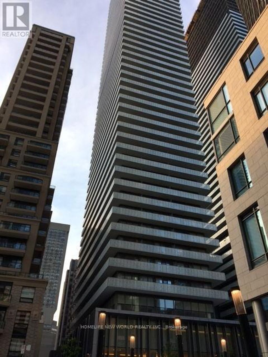705 - 42 Charles Street E, Toronto (church-Yonge Corridor)
