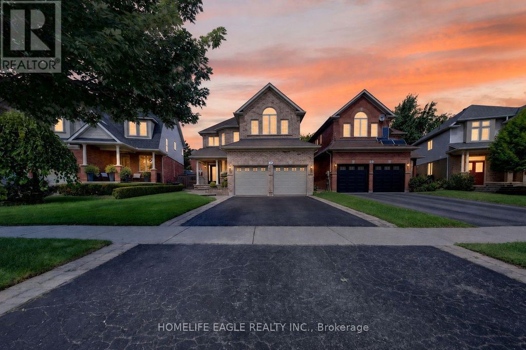 12 Kensington Trail, Barrie (innis-Shore)