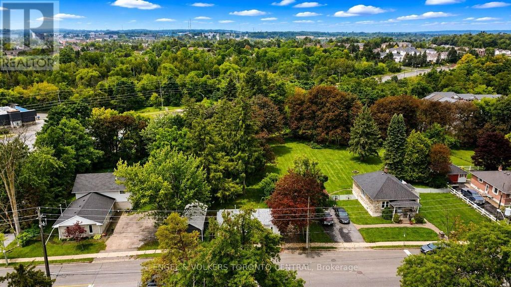204 Cox Mill Road, Barrie (painswick North)