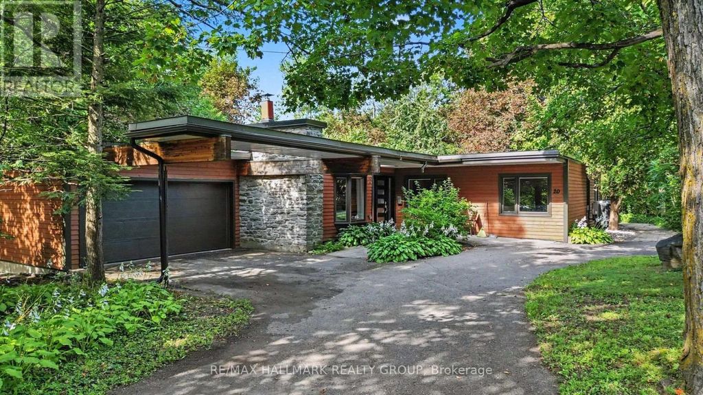 20 Fairhaven Way, Ottawa