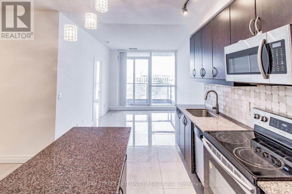 813 - 2885 Bayview Avenue, Toronto (bayview Village)