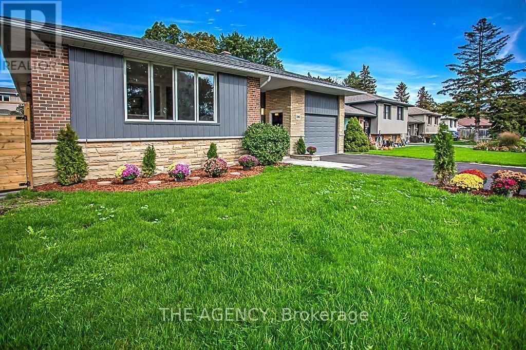 14 Wareside Road, Toronto (etobicoke West Mall)