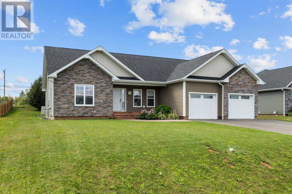 31 Lantern Crescent, Cornwall
